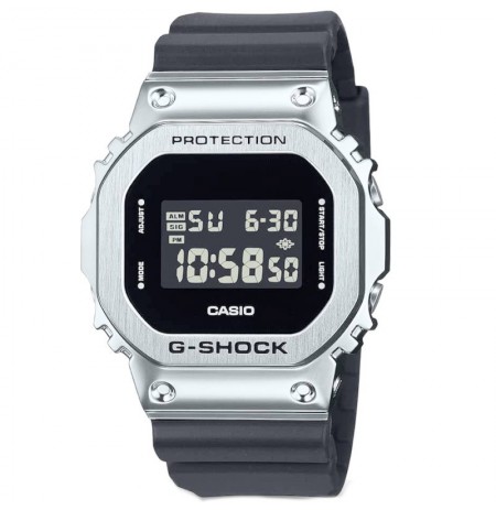 CASIO G-Shock GM-5600U-1ER