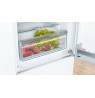 Bosch Serie 6 KIS87AFE0 fridge-freezer Built-in 272 L E White