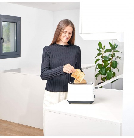 Black+Decker BXTOA820E ES9600100B (820 Watt) Toaster
