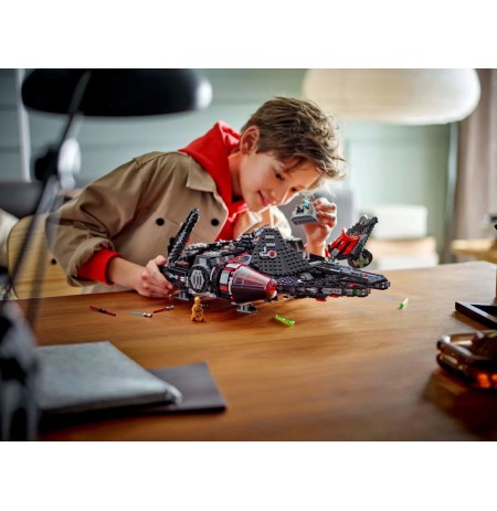 LEGO STAR WARS 75389 The Dark Falcon