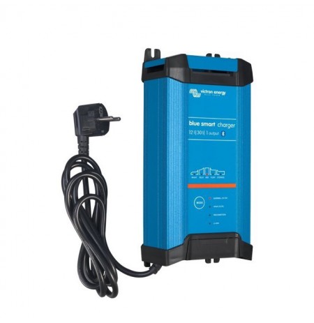 Victron Energy Blue Smart IP22 Charger 12/30(1) 230V