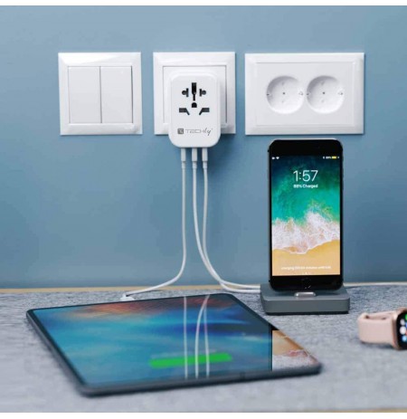 EU/UK/US Power Plug Travel Adapter 3x USB Charger