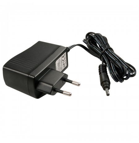 Lindy 70227 power adapter/inverter Indoor Black