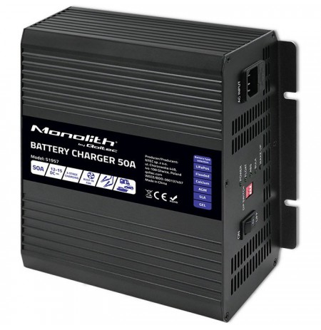 Qoltec Intelligent Professional Monolith Battery Charger for LiFePO4 AGM GEL SLA batteries | 50A | 12V