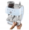 Smeg EGF03PBEU Espressomaschine, Kaffeevollautomat 50s Style, pastellblau