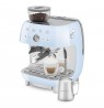 Smeg EGF03PBEU Espressomaschine, Kaffeevollautomat 50s Style, pastellblau
