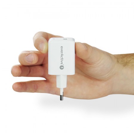 Charger 1 x USB Quick Charge 4.0, 1 x USB-C 45W white