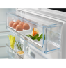 178 cm.  įmontuojamas šaldytuvas su šaldikliu Electrolux ENZ9MC18S
