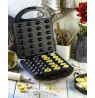 Mesko | Nut maker | MS 3041 | 1600 W | Number of pastry 24 | Nuts | Black