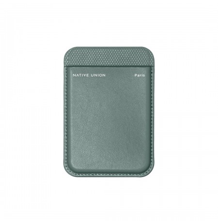 Leather wallet compatible with MagSafe