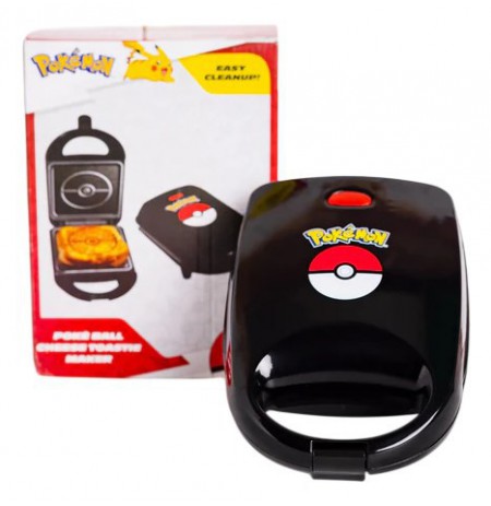 Uncanny Brands Pokémon Poké Ball Single Sandwich Maker