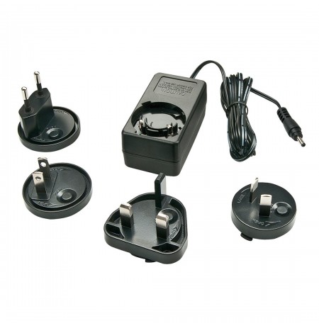 Lindy 5VDC 3A Multi-country Power Supply, 3.5/1.35mm
