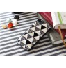 iKins case for Apple iPhone 8/7 pyramid black