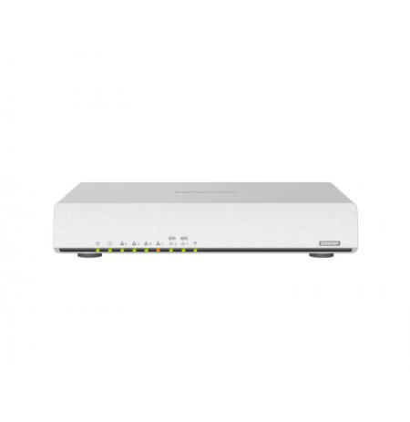 QNAP QHora-301W wireless router Dual-band (2.4 GHz / 5 GHz) White